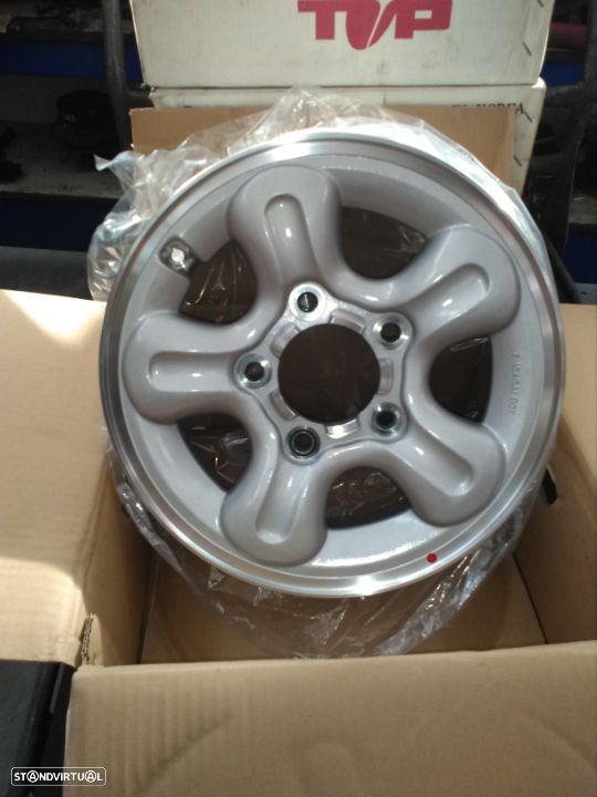 Conjunto 4 jantes kia/Suzuki 15 novas E 15x6jj H2 - 1