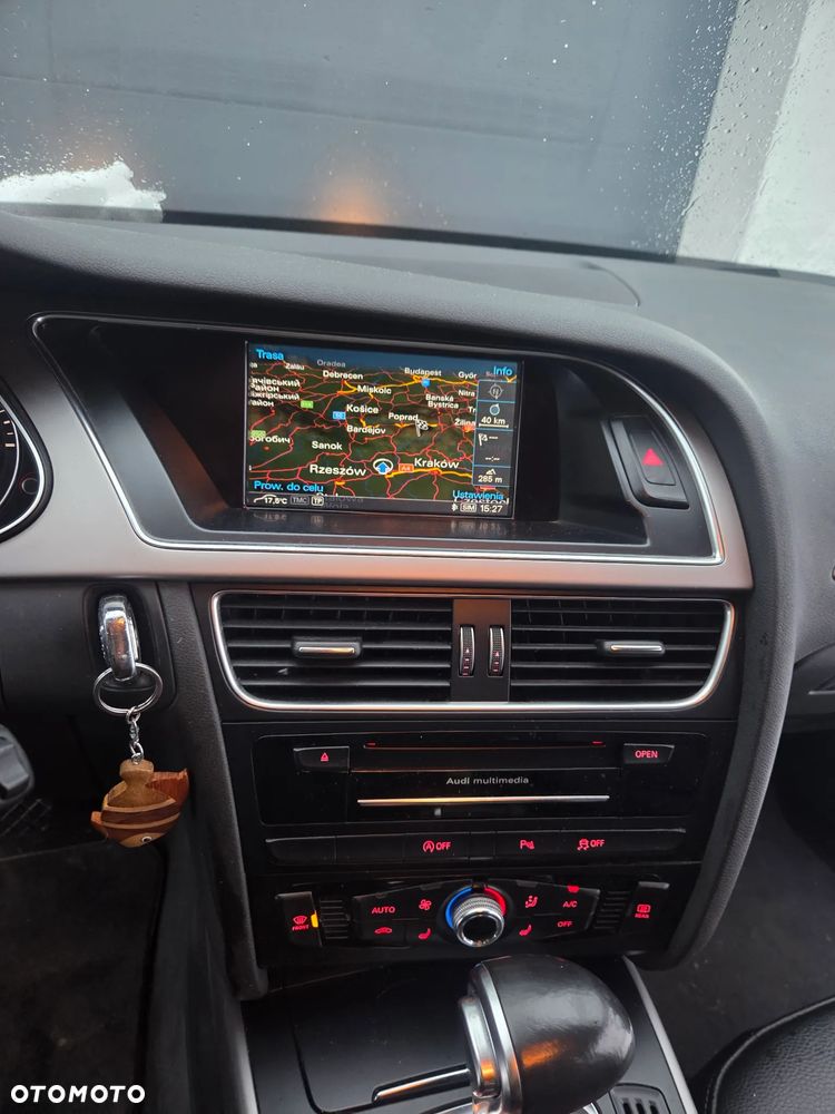 Audi A4 Allroad 2.0 TDI DPF S tronic - 11