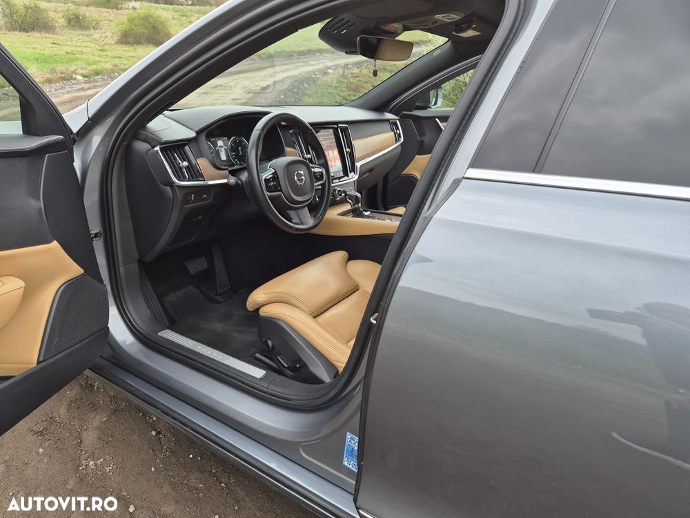 Volvo S90 D5 AWD Geartronic Inscription - 10