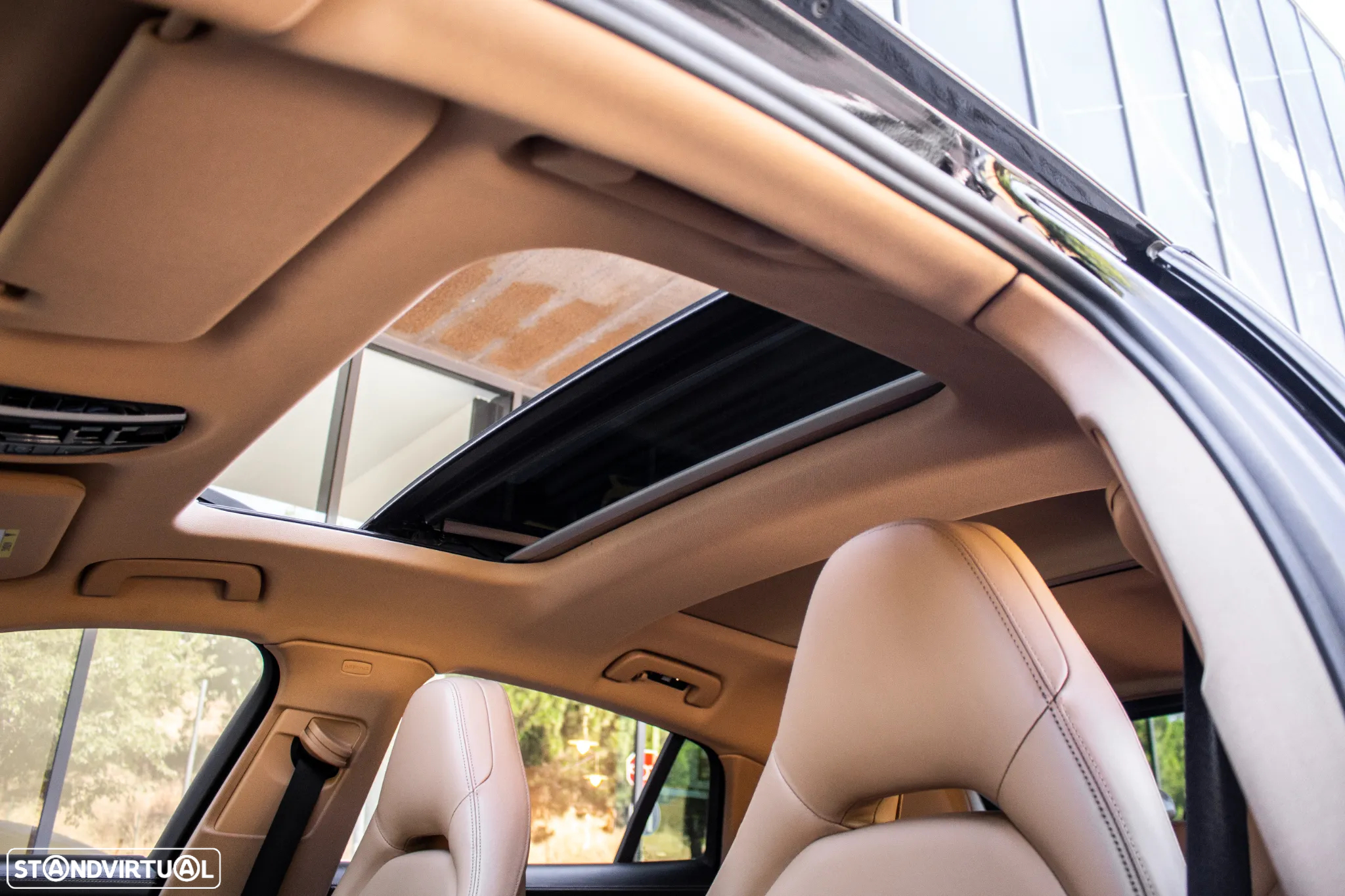 Porsche Panamera 4 E-Hybrid - 39