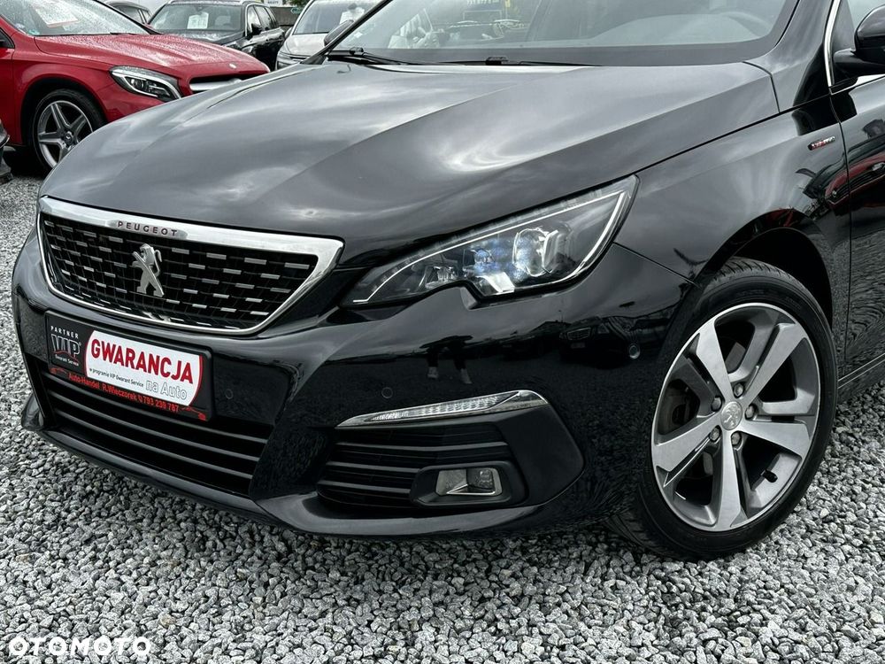 Peugeot 308 - 1