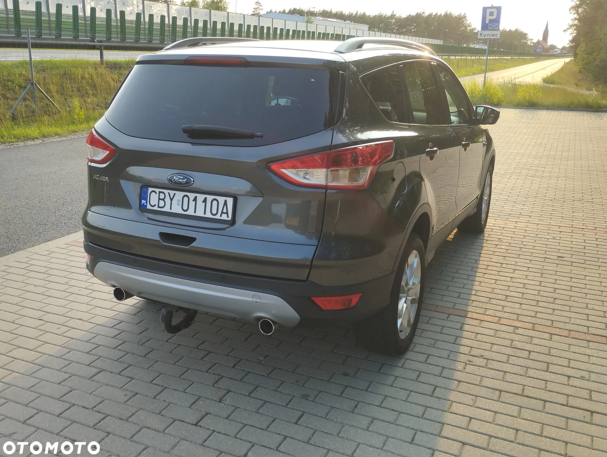Ford Kuga 2.0 TDCi 2x4 Titanium - 3