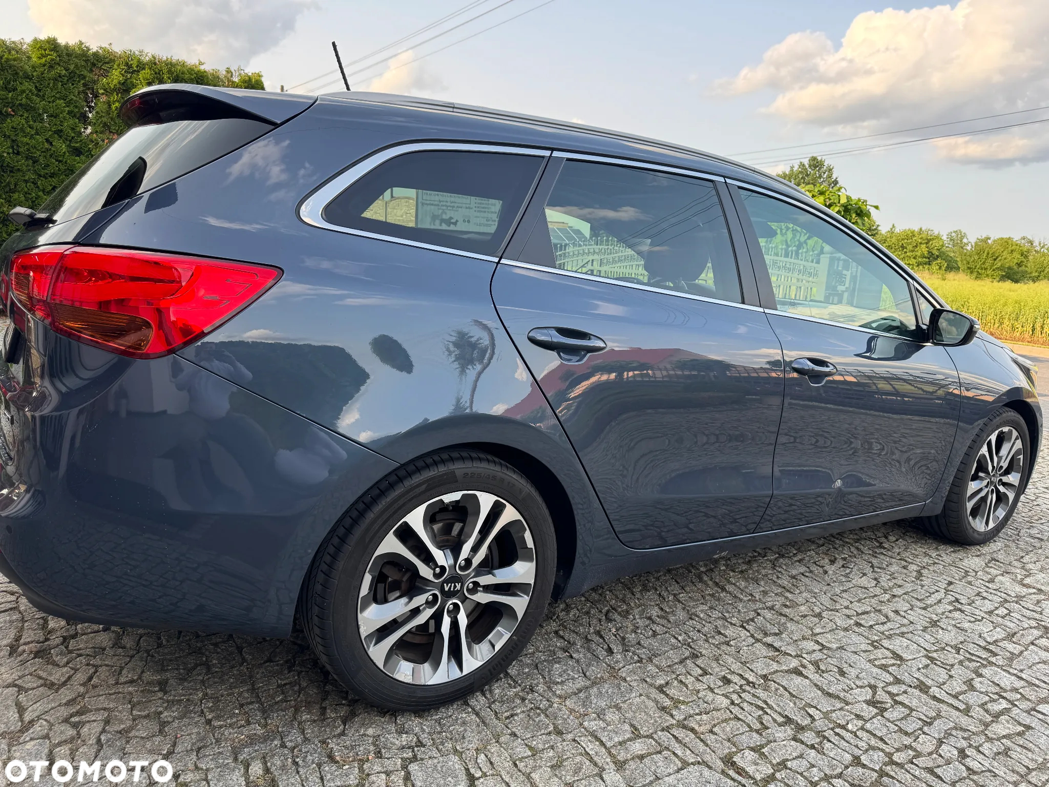 Kia Ceed 1.6 CRDi 128 SW Platinum Edition - 12