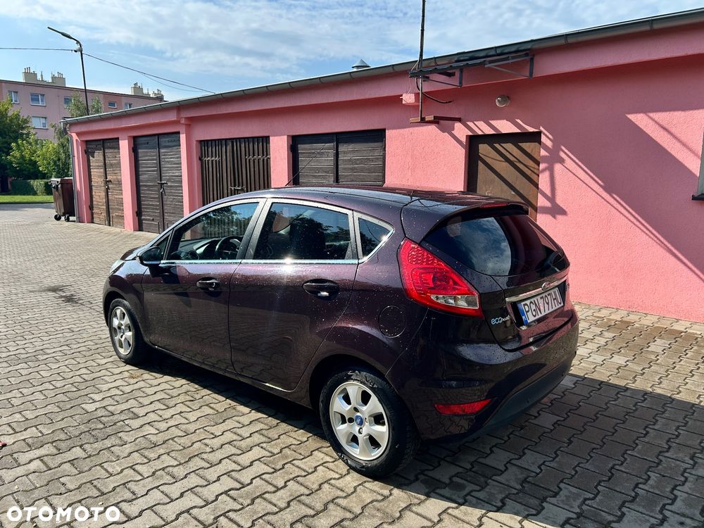 Ford Fiesta 1.6 TDCi DPF Titanium - 5