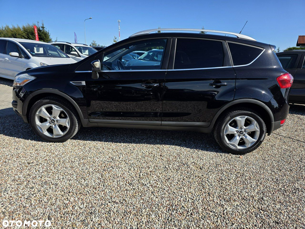 Ford Kuga 2.0 TDCi 2x4 Titanium - 8