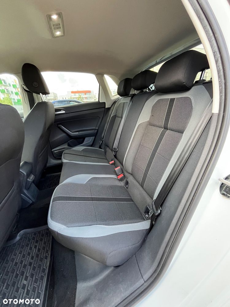 Volkswagen Polo 1.0 TSI Highline - 24