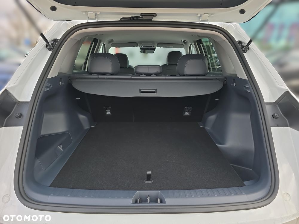 Geely Starray EM-i 1.5 PHEV Pro - 8