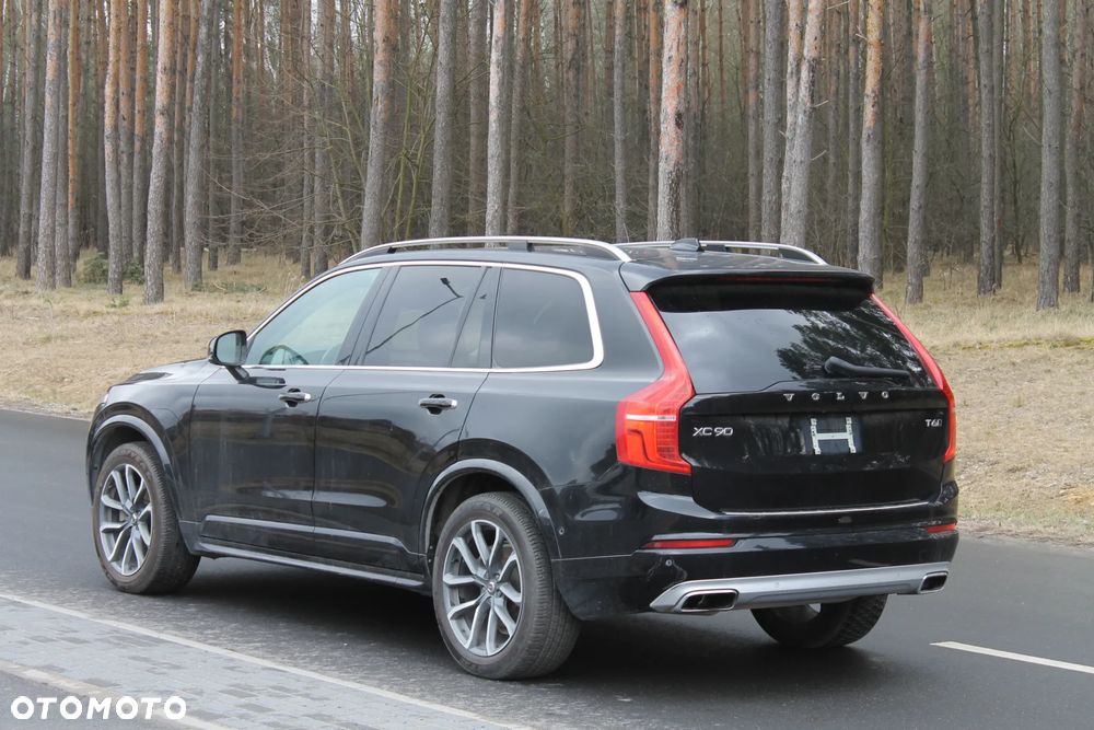 Volvo XC 90 T6 AWD Momentum - 4