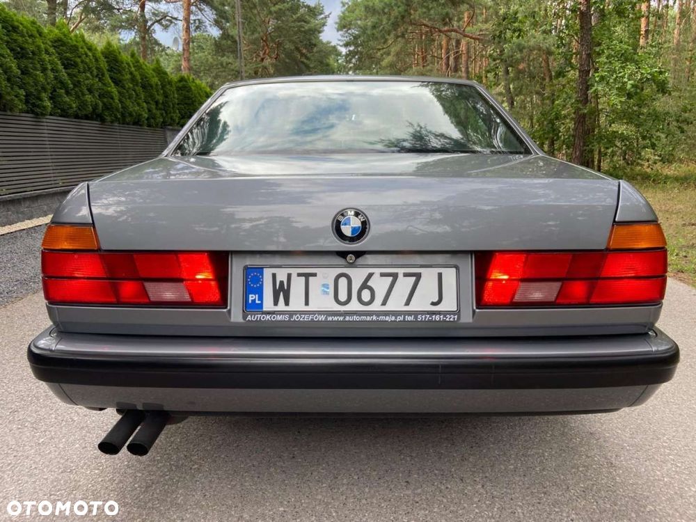 BMW Seria 7 - 11
