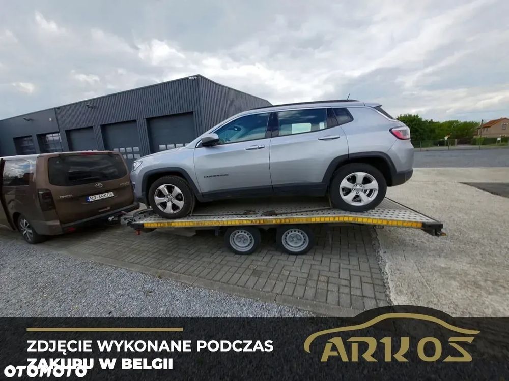 Jeep Compass - 8