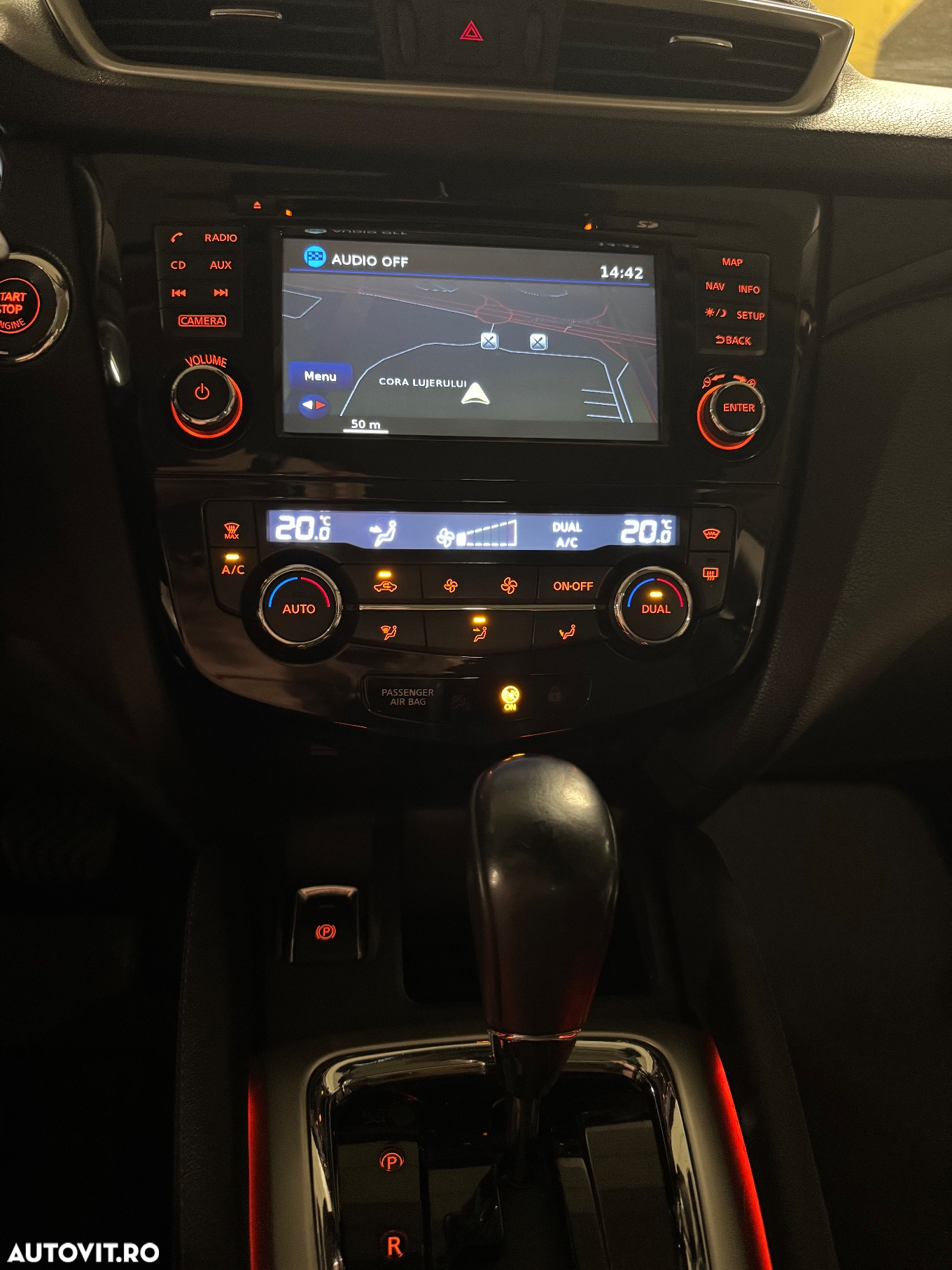 Nissan Qashqai 1.6 DCI Start/Stop X-TRONIC Tekna - 9