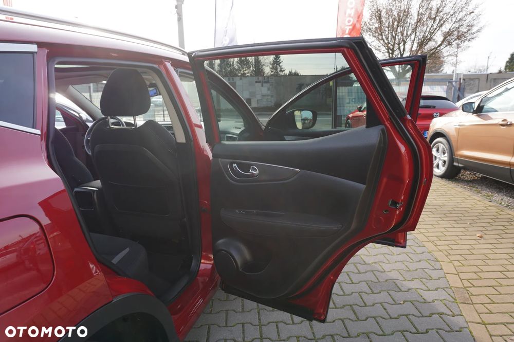 Nissan Qashqai 1.2 DIG-T N-Connecta Xtronic EU6 - 29