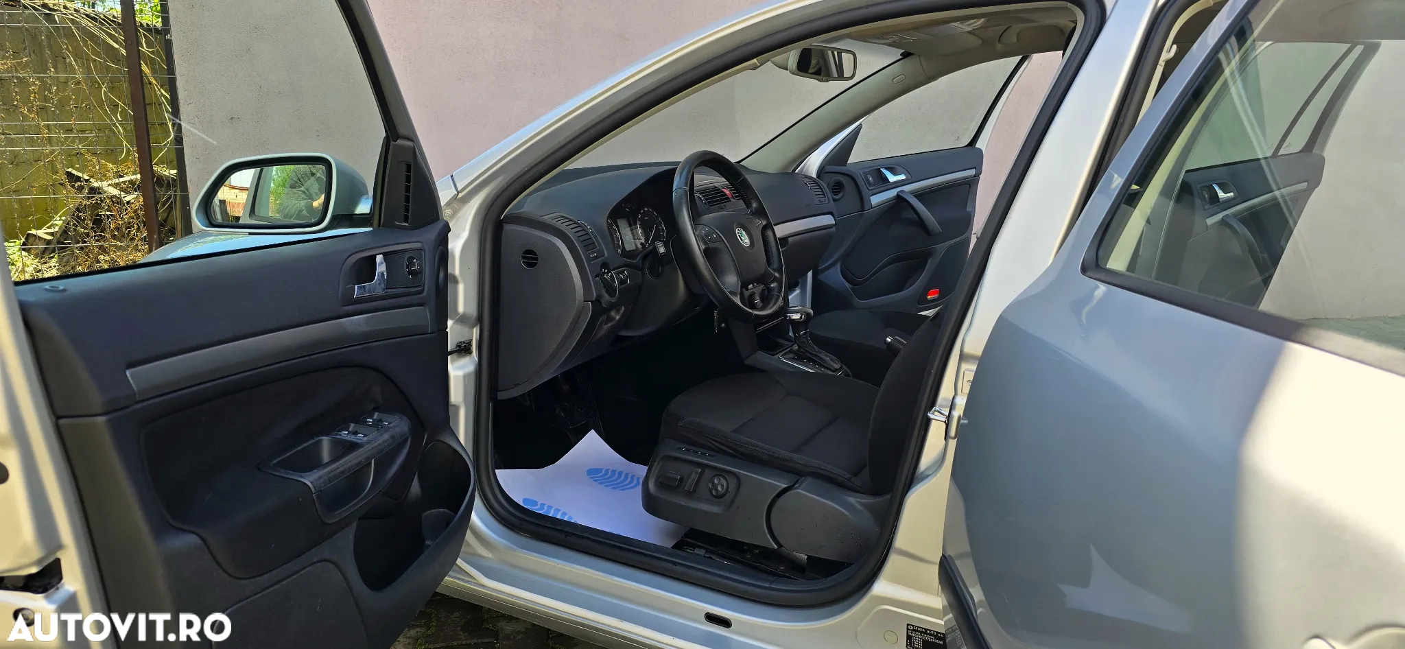 Skoda Octavia 2.0 TDI DSG Edition 100 - 11