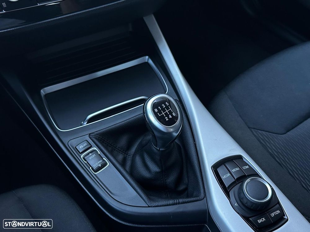 BMW 118 d xDrive Line Sport - 11