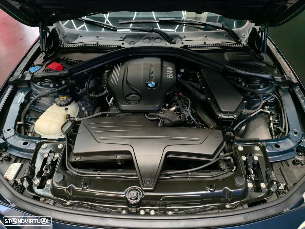 BMW 318 d Line Sport - 25