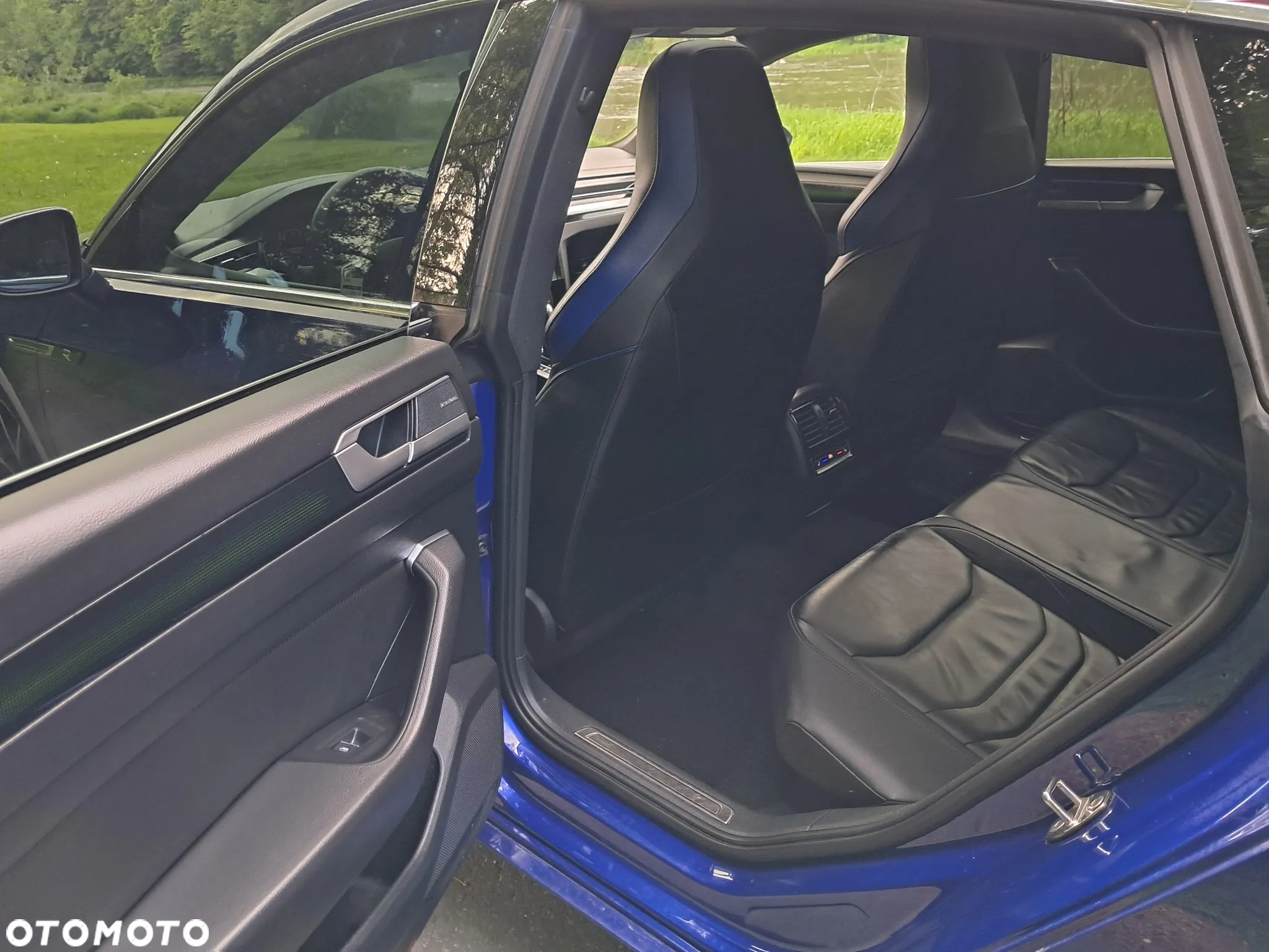 Volkswagen Arteon 2.0 TSI 4Motion R DSG - 23