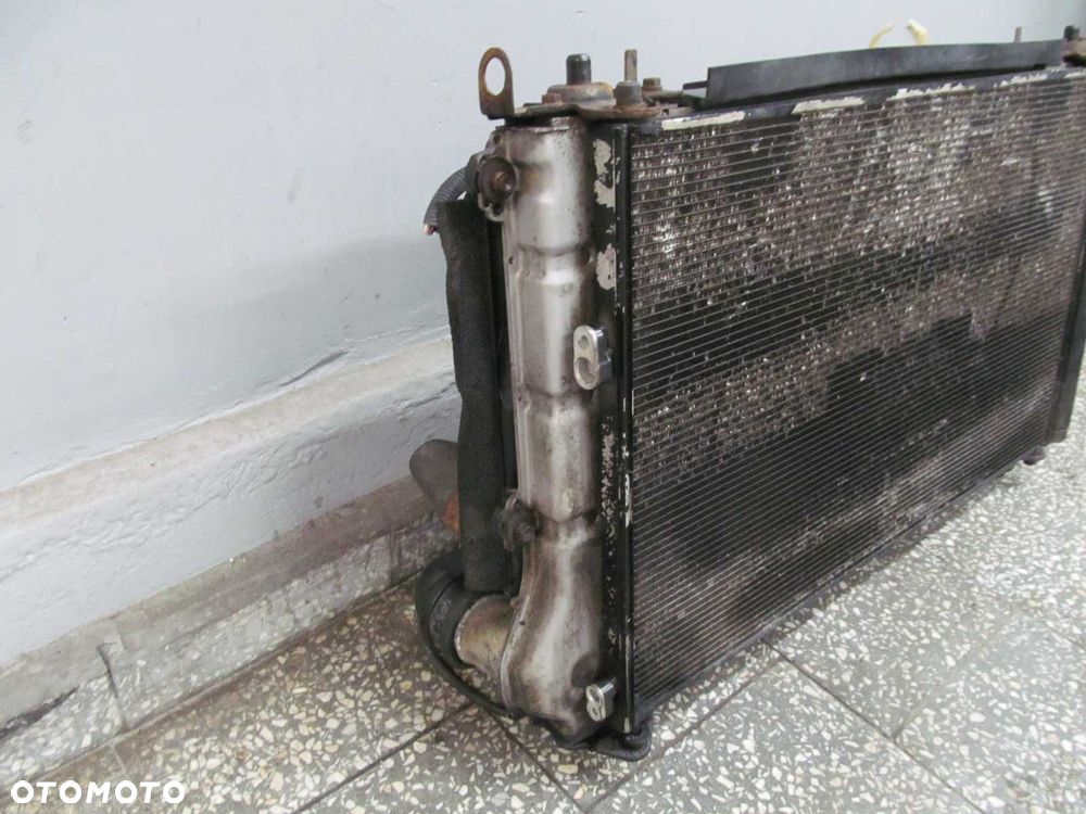 TOYOTA RAV4 III 2.2 D4D CHLODNICE WODY KLIMY KPL 06-12 - 3