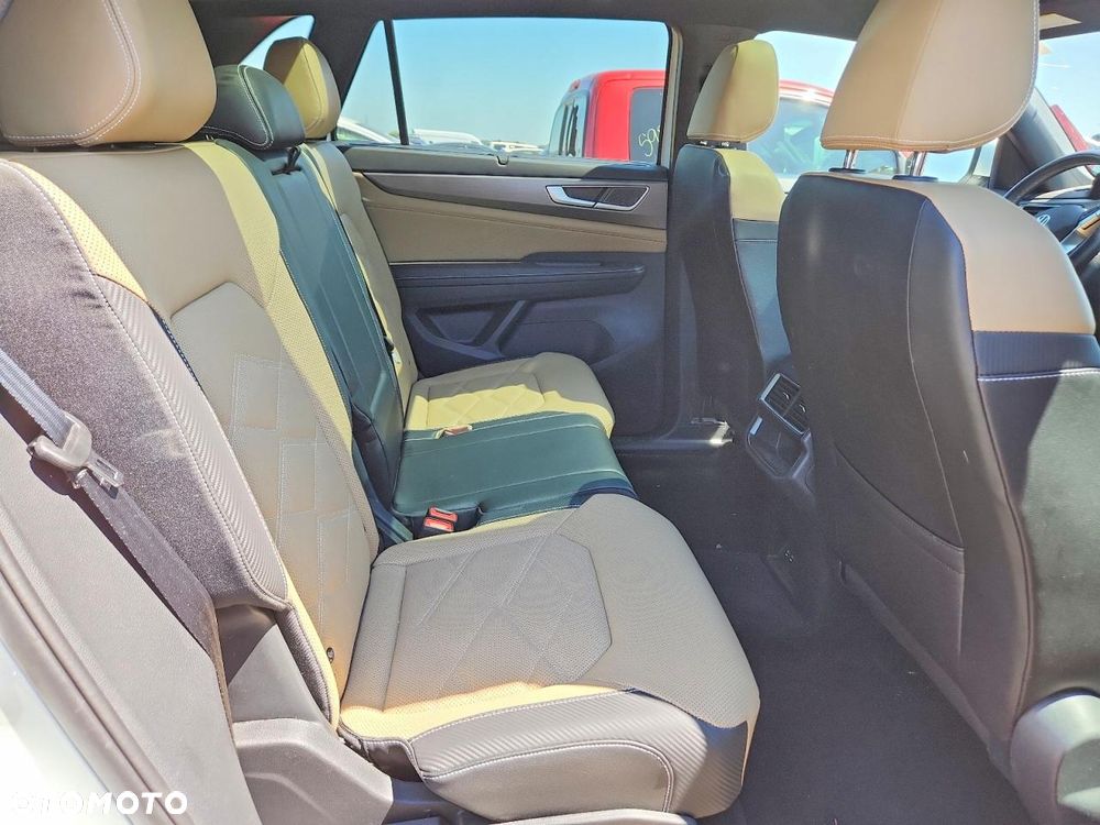 Volkswagen Atlas - 11