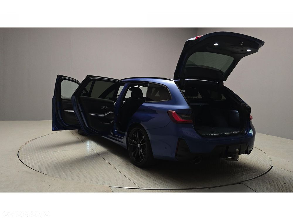 BMW Seria 3 320d xDrive M Sport - 11