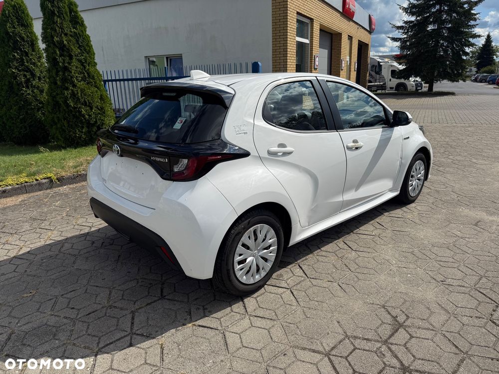 Toyota Yaris - 5