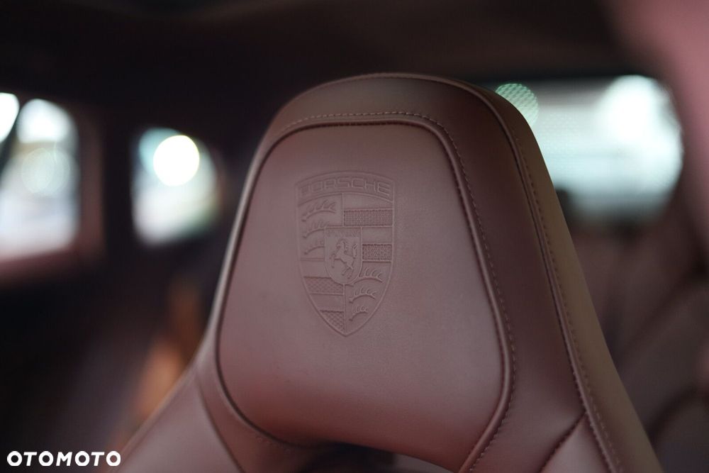 Porsche Panamera - 17