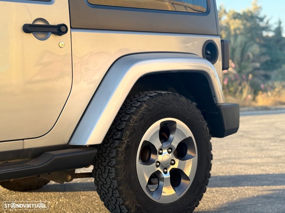 Jeep Wrangler - 6