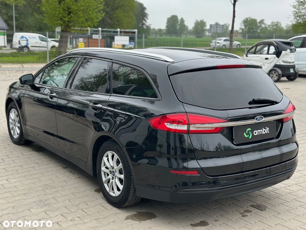 Ford Mondeo - 4