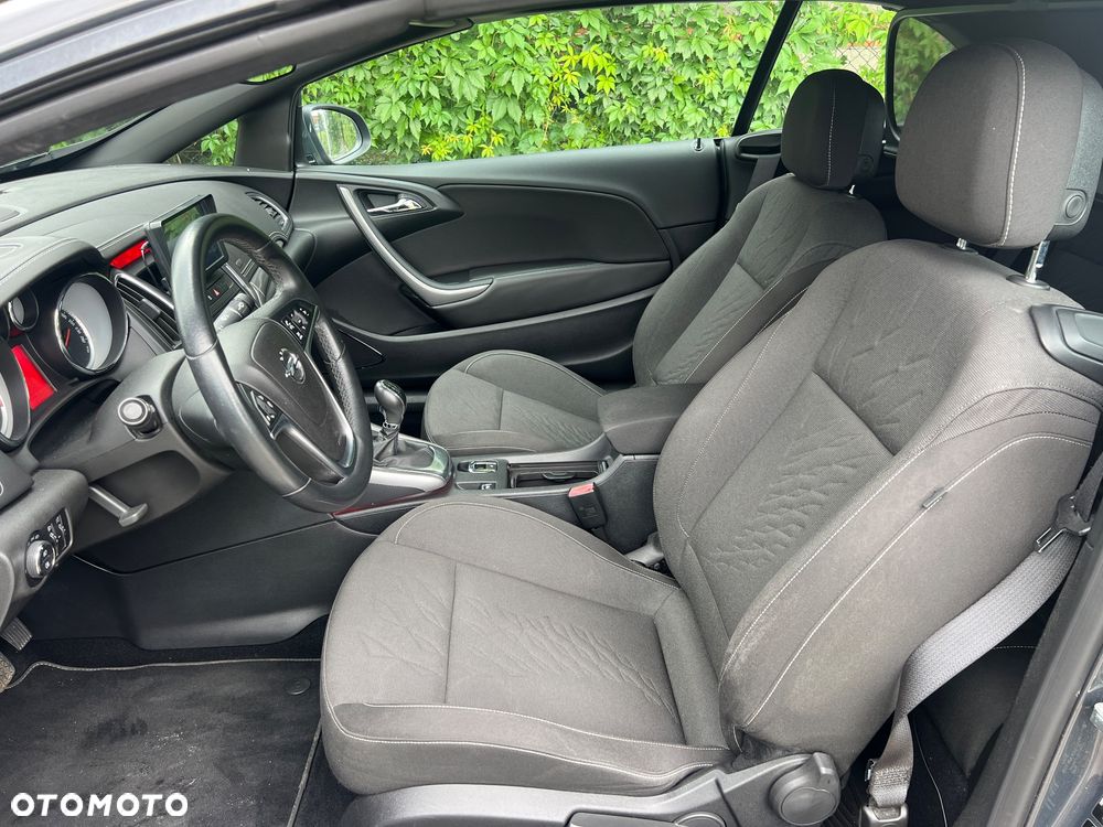 Opel Cascada - 21