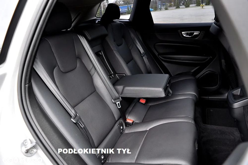 Volvo XC 60 B4 D AWD Geartronic RDesign - 31