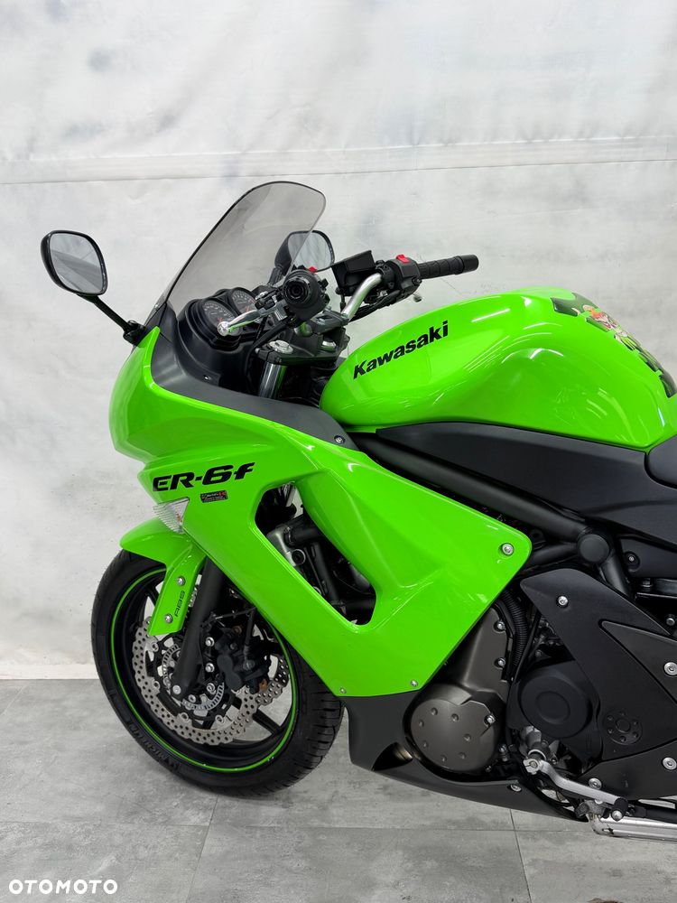 Kawasaki ER - 19