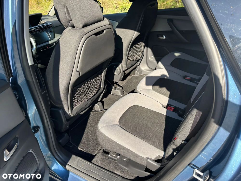Citroën C4 Picasso BlueHDi 120 Business Class - 19
