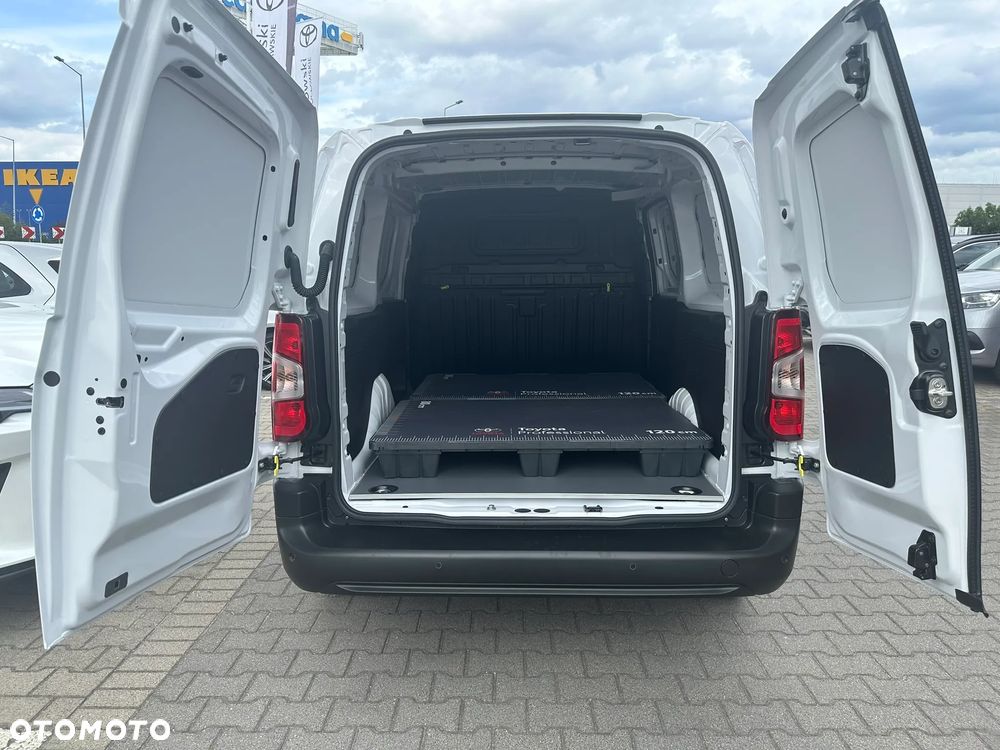 Toyota Proace City - 7