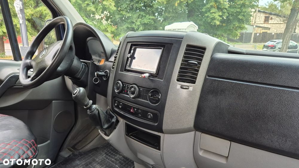 Mercedes-Benz SPRINTER - 6
