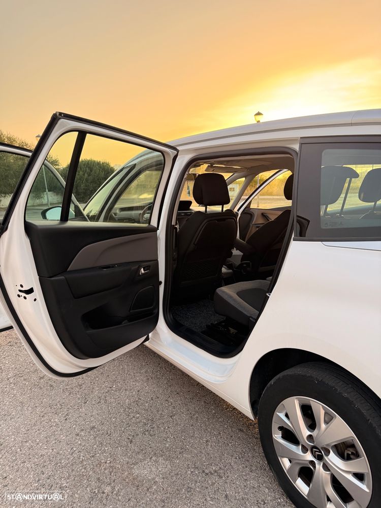 Citroën Grand C4 Spacetourer - 11