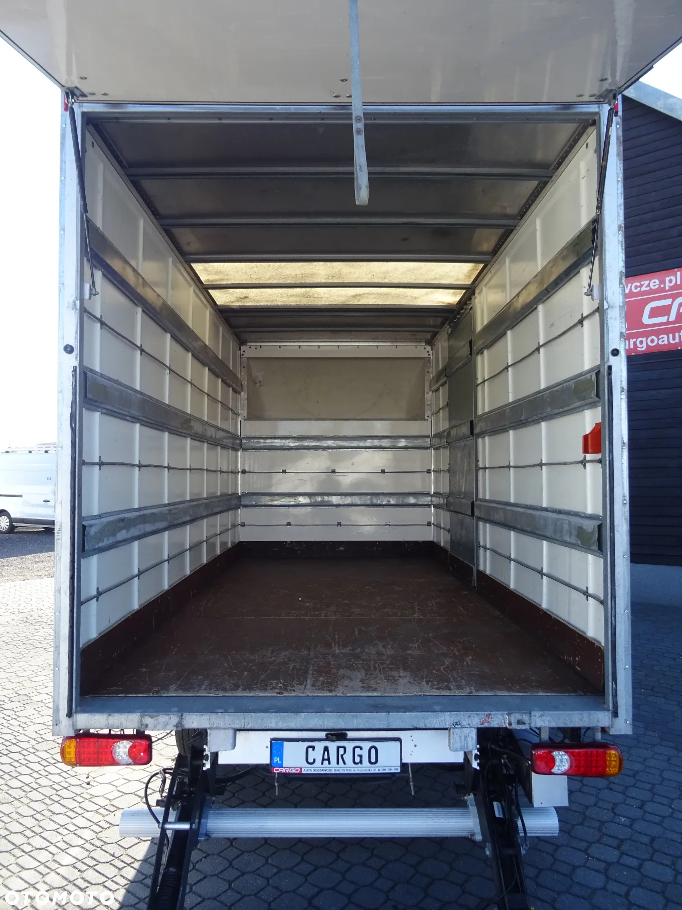 Mercedes-Benz SPRINTER - 9