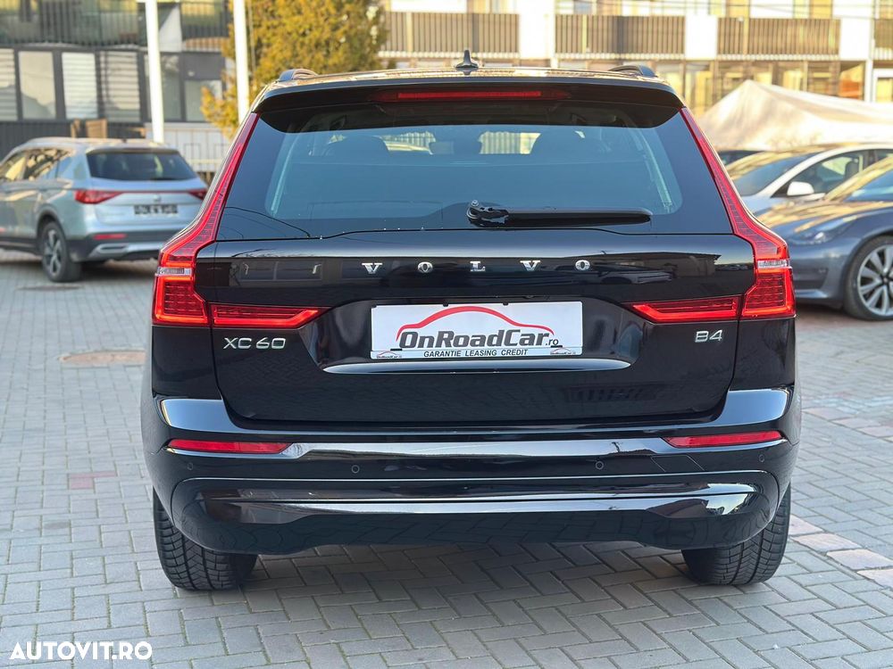 Volvo XC 60 B4 D Core - 12