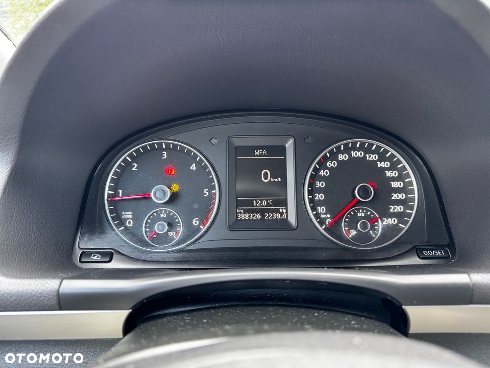 Volkswagen Touran 1.6 TDI DPF Comfortline - 14