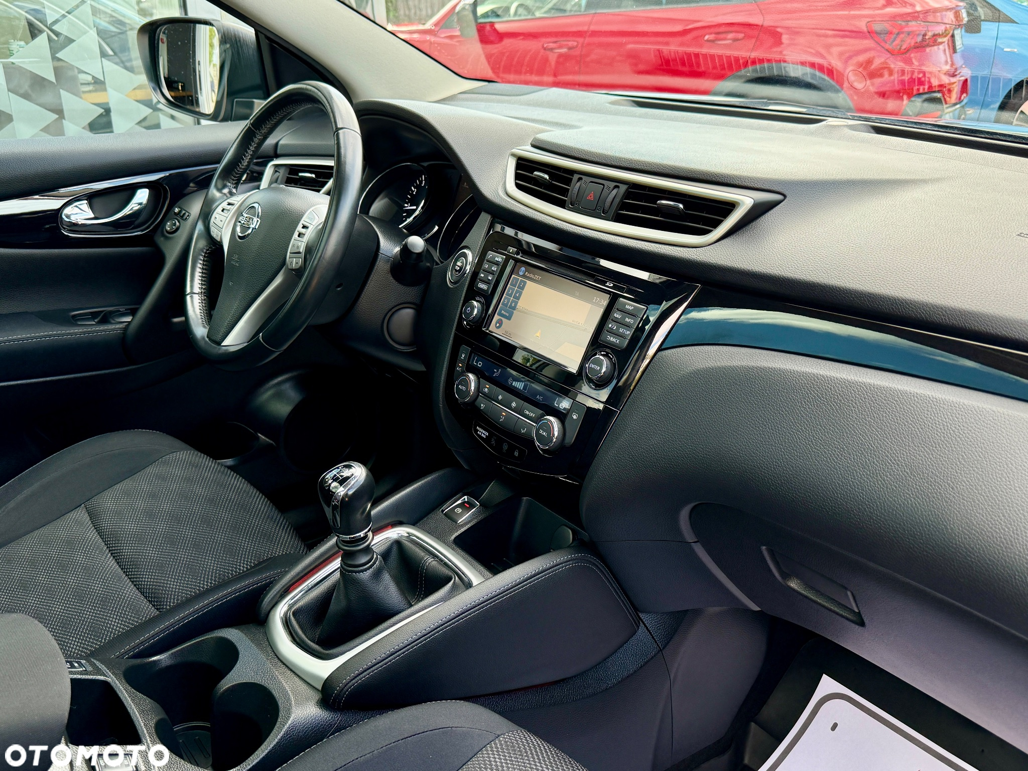 Nissan Qashqai 1.6 DIG-T Tekna - 25