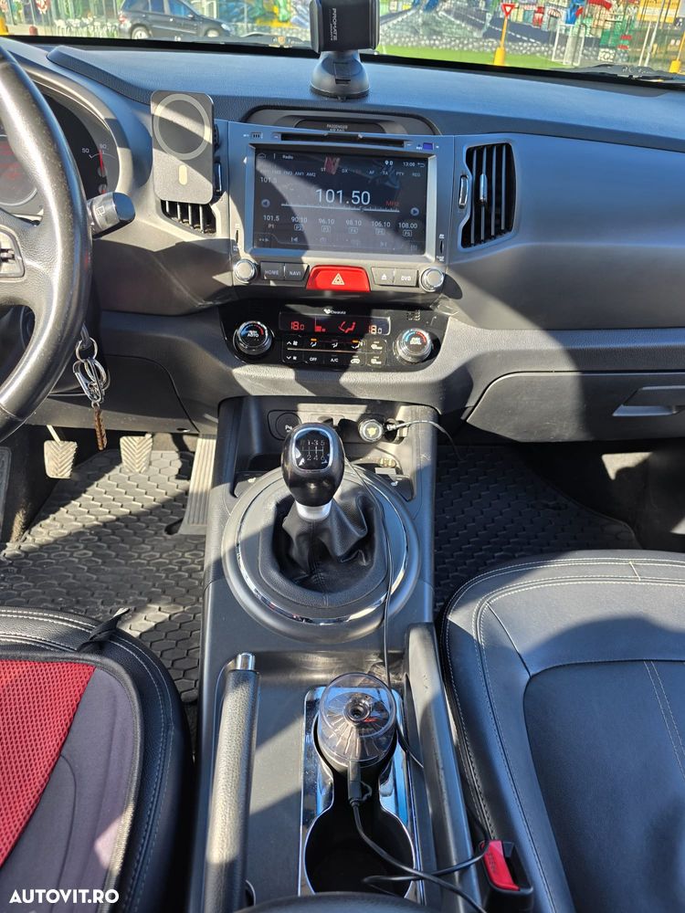 Kia Sportage 2.0 DSL MT 4x4 STYLE - 13