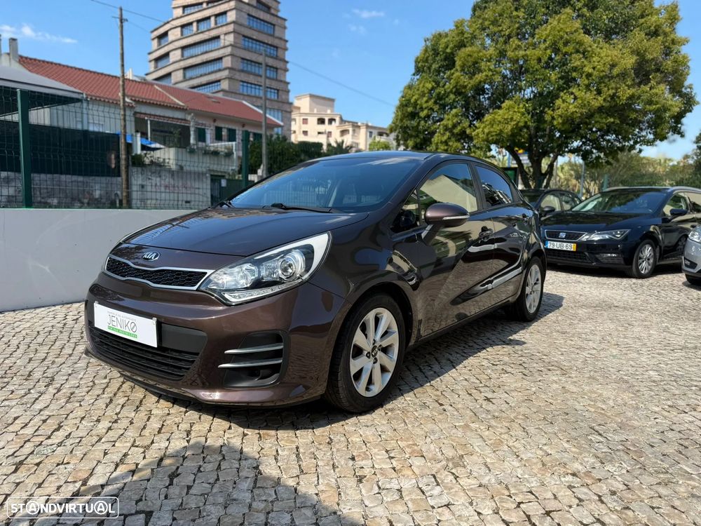 Kia Rio 1.2 CVVT LX - 4