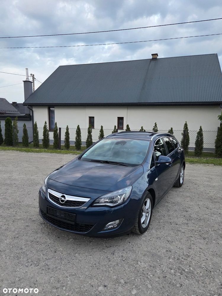 Opel Astra 1.6 Turbo Sport - 4