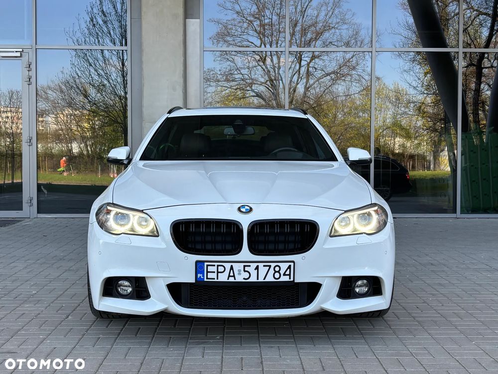 BMW Seria 5 520d - 25