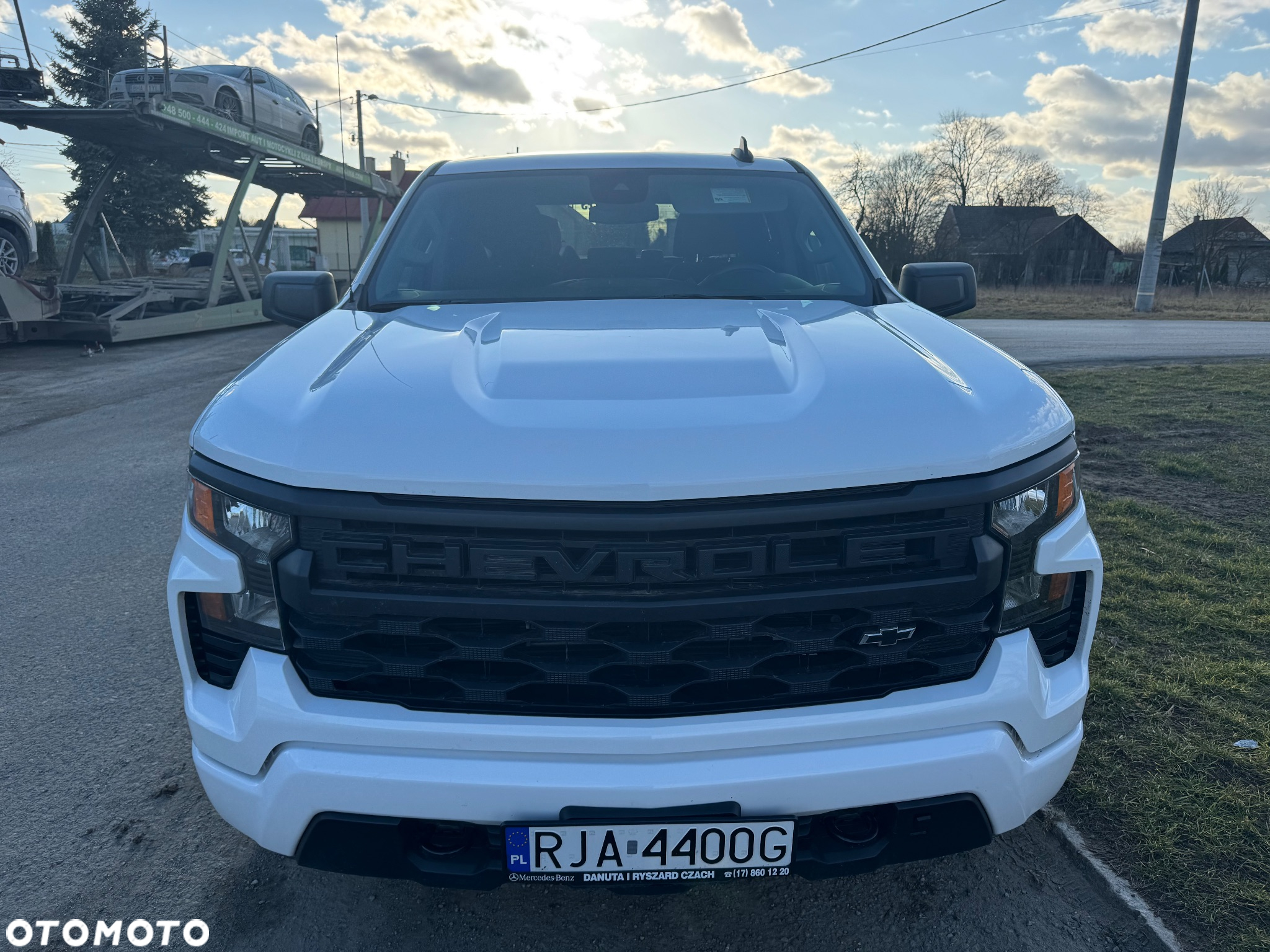 Chevrolet Silverado - 16