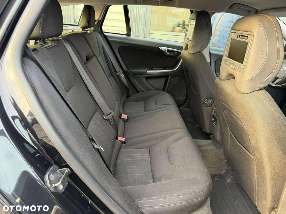 Volvo V60 D3 Geartronic Summum - 13