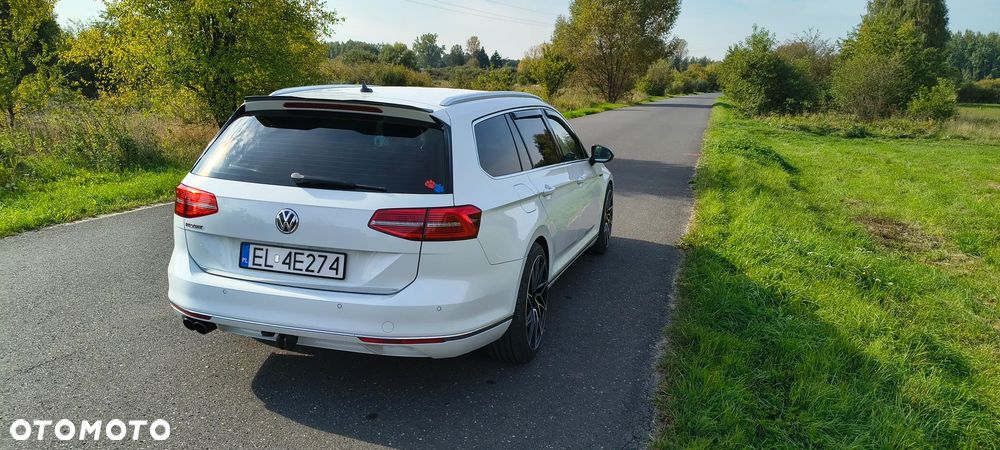 Volkswagen Passat - 22