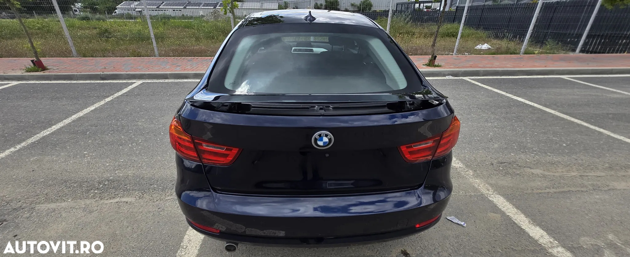 BMW Seria 3 318d - 9