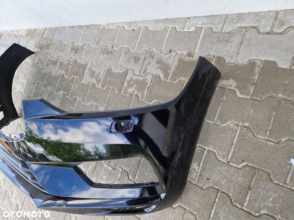 Zderzak Volvo Xc60 II 2017 - - 9