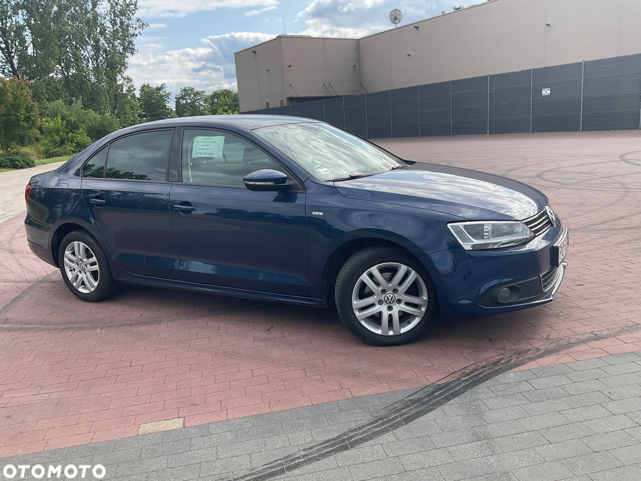Volkswagen Jetta 2.0 TDI Life - 35