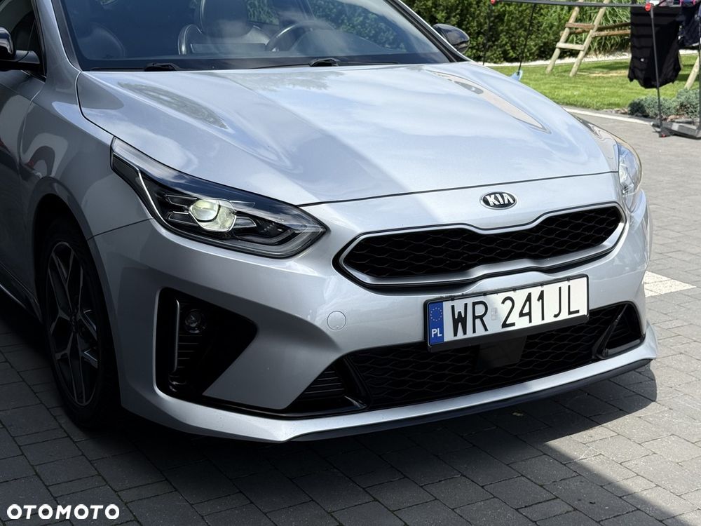 Kia ProCeed 1.5 T-GDI OPF GT LINE - 36