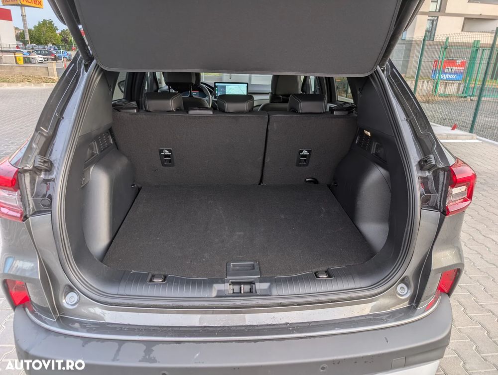 Ford Kuga - 8